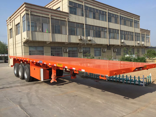 平板运输半挂车